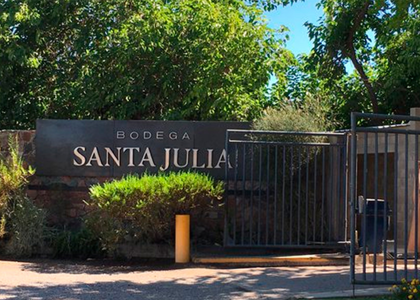 Bodega Santa Julia en Maipú, Mendoza.